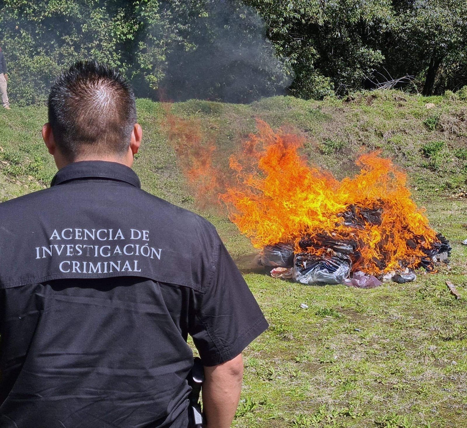 Incineran drogas y objetos del delito en Huitzilac